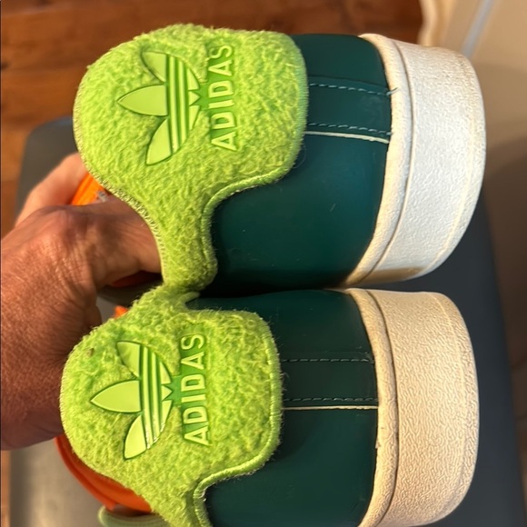 Adidas Superstar South Park 'KYLE' Green Orange Mens Sz 9 GY6490 - Picture 6 of 12